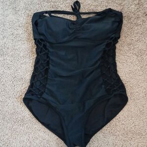 Tummy Control Swimsuits For All Ashley Graham Collection